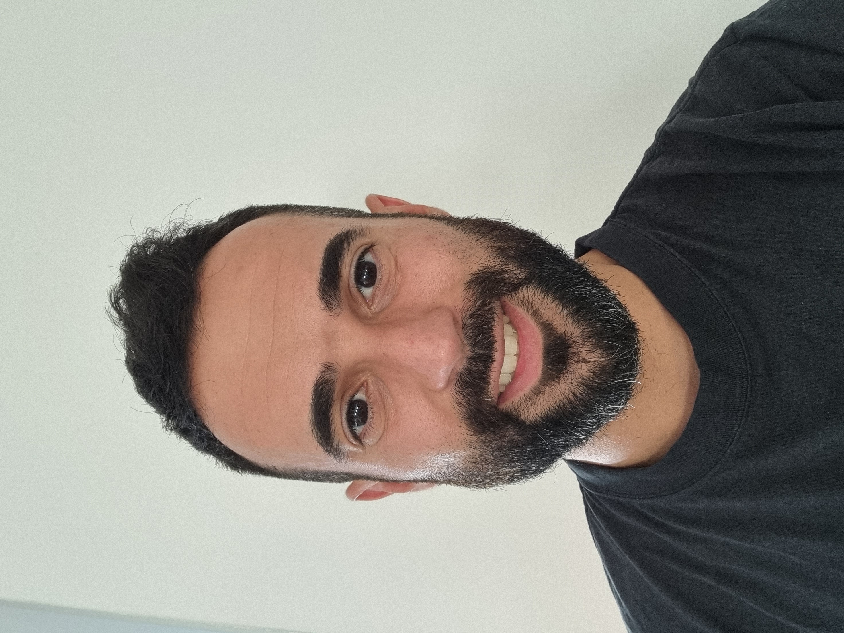 CARLOS SERRANO BAENA