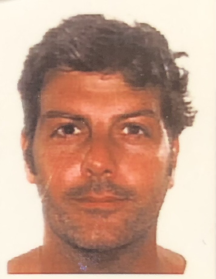 Carlos Alvarez